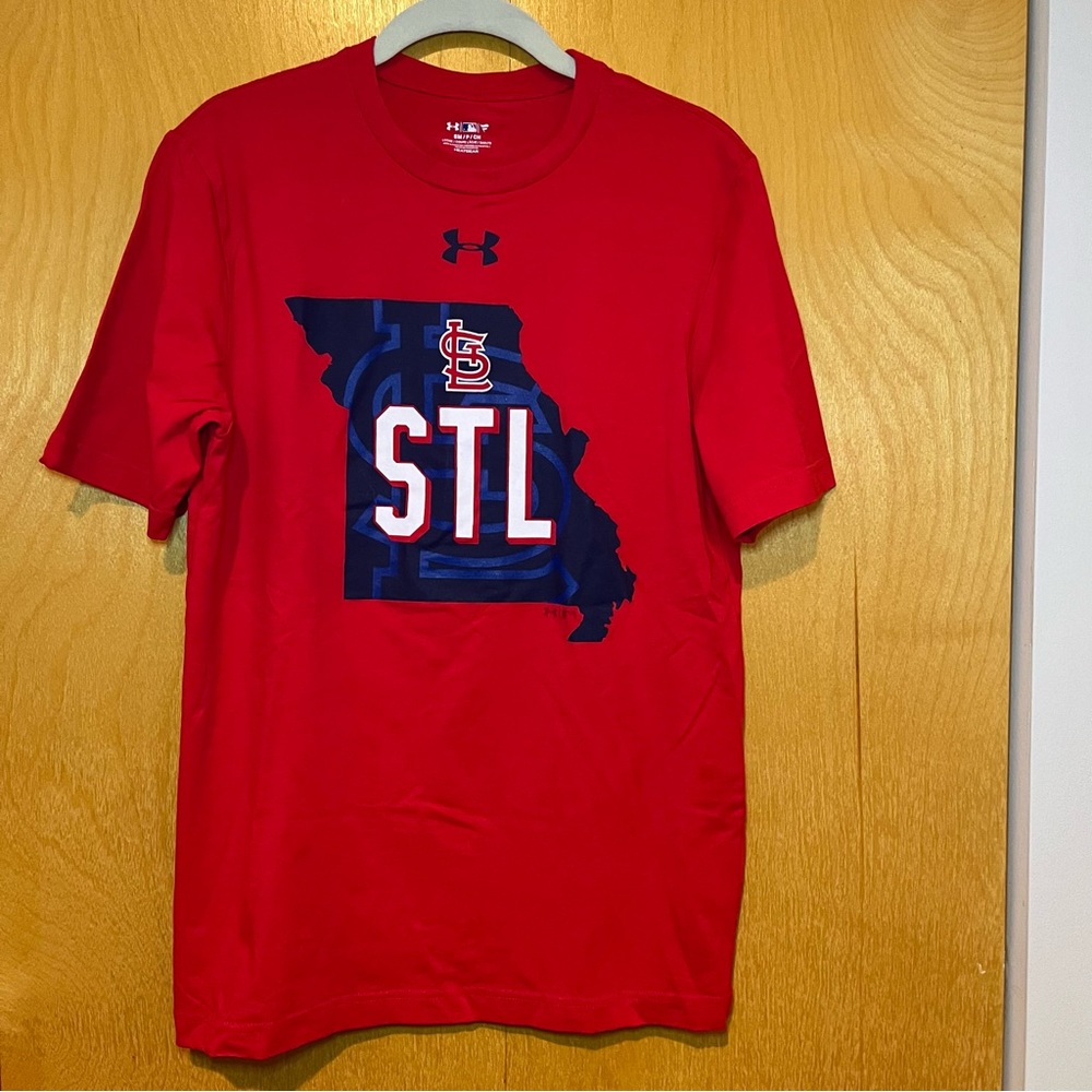 EUC Under Armour St. Louis Cardinals Missouri t-shirt, size small